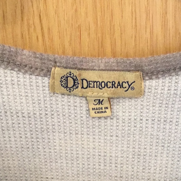 Democracy TOP EUC - Picture 4 of 4